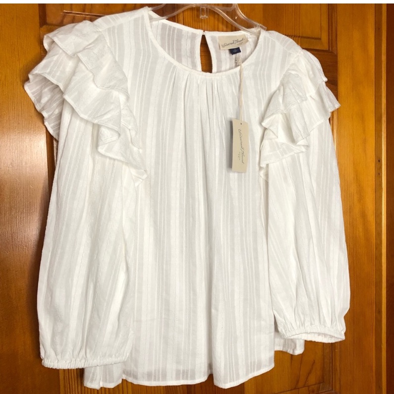Universal Thread Ruffled Top